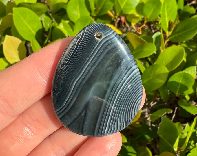 Black White Stripes Agate Teardrop Gemstone Pendant Focal Bead 45x35x6mm