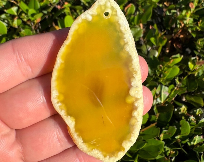 Natural Yellow White Striped Agate Freeform Slab Gemstone Pendant Focal Bead Size 70x40x5mm