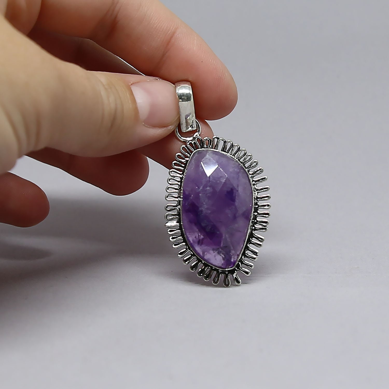 Faceted Amethyst Vintage Style .925 Solid Sterling Silver Pendant