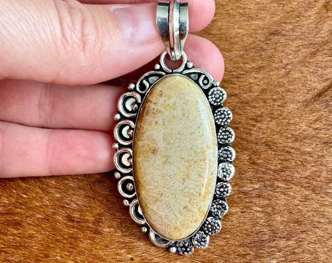 Natural Coral Fossil Gemstone 925 Sterling Silver Vintage Style Pendant Focal Bead Size 2.5 inch