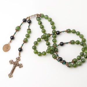 St. Patrick & St. Brigid Mens Irish Heirloom Vintage Catholic Rosary, Nephrite Jade and Black Onyx Handmade Green Rosary Beads image 8