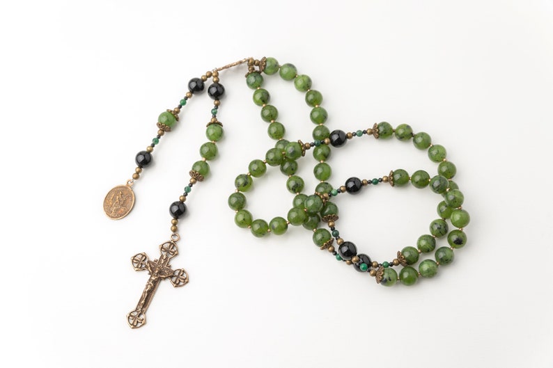 St. Patrick & St. Brigid Mens Irish Heirloom Vintage Catholic Rosary, Nephrite Jade and Black Onyx Handmade Green Rosary Beads image 8