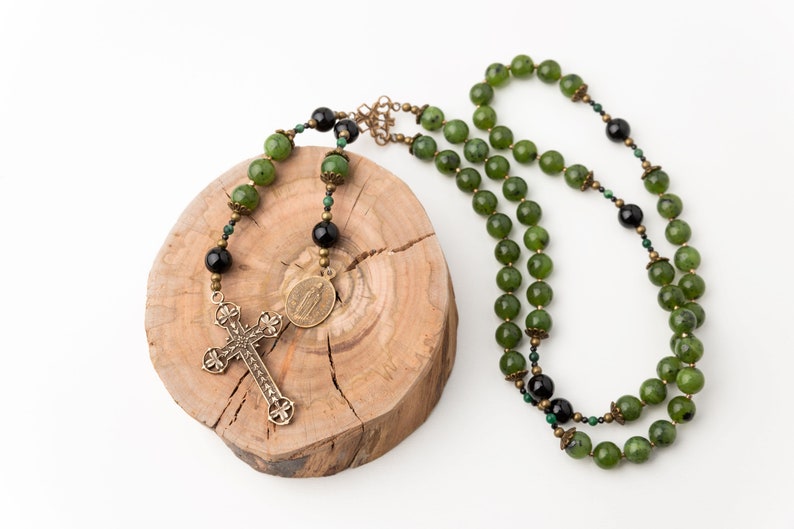 St. Patrick & St. Brigid Mens Irish Heirloom Vintage Catholic Rosary, Nephrite Jade and Black Onyx Handmade Green Rosary Beads image 4