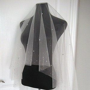 Sheer drop veil with crystals - Skylar
