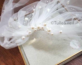 Single Tier Short Pearl Veil