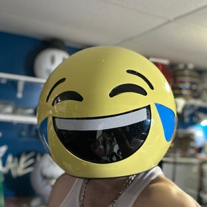 Marshmello helmet - Etsy 日本