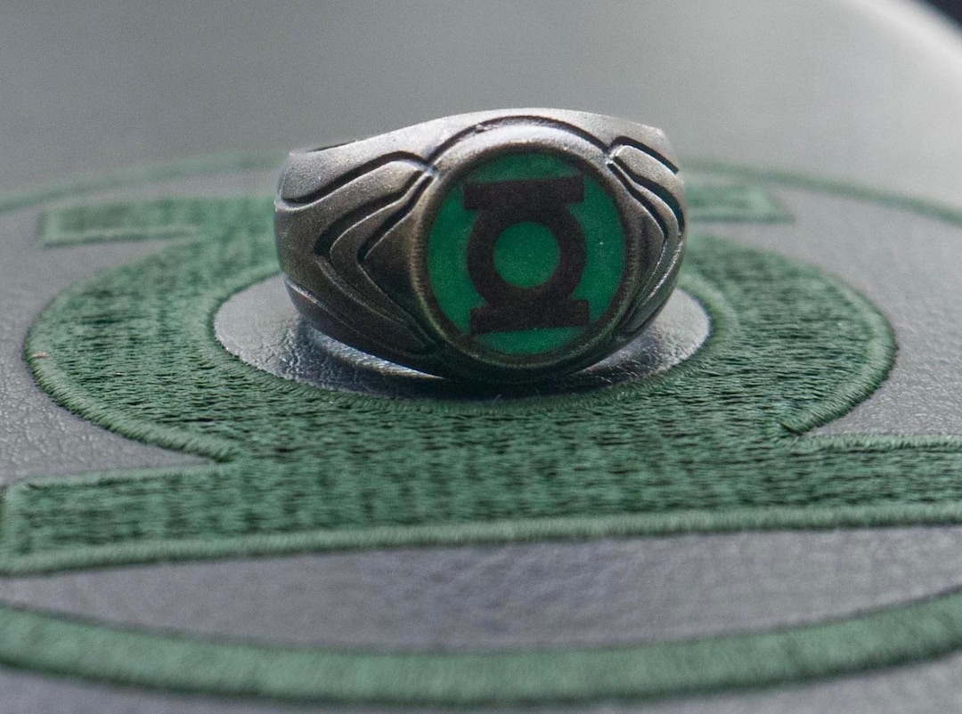 BMP GL Ring With GLOW Inlay - Etsy