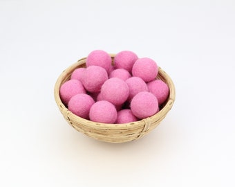 3 cm baby-rose Filzkugeln zum Basteln #19 Filzbälle Dekoration Pom Poms versch. Farben Felt Balls Garlands Decoration