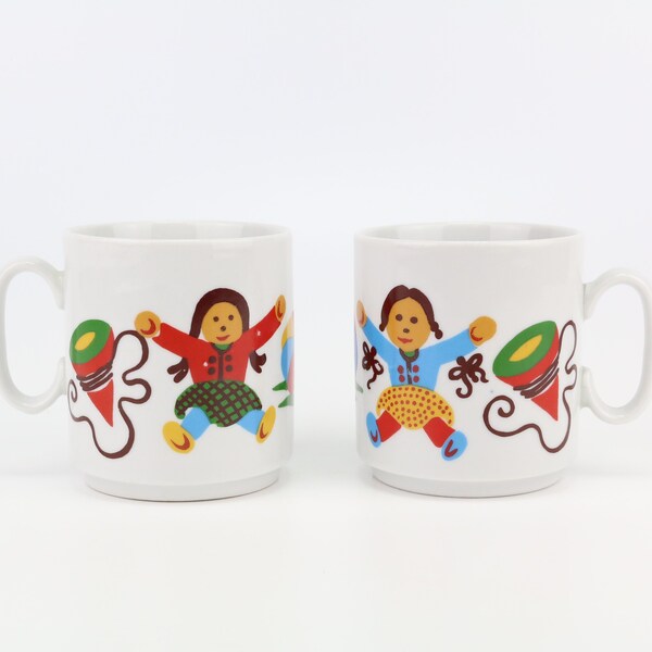 Retro Kaffeetassen mit Kindermotiv Kindertassen von Rösler vintage pottery