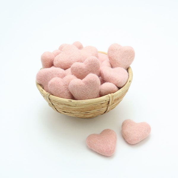 zartrosa Herzen aus Filz zum Basteln #44 Dekoration Pom Poms versch. Farben Felt Hearts Garlands Decoration bunt