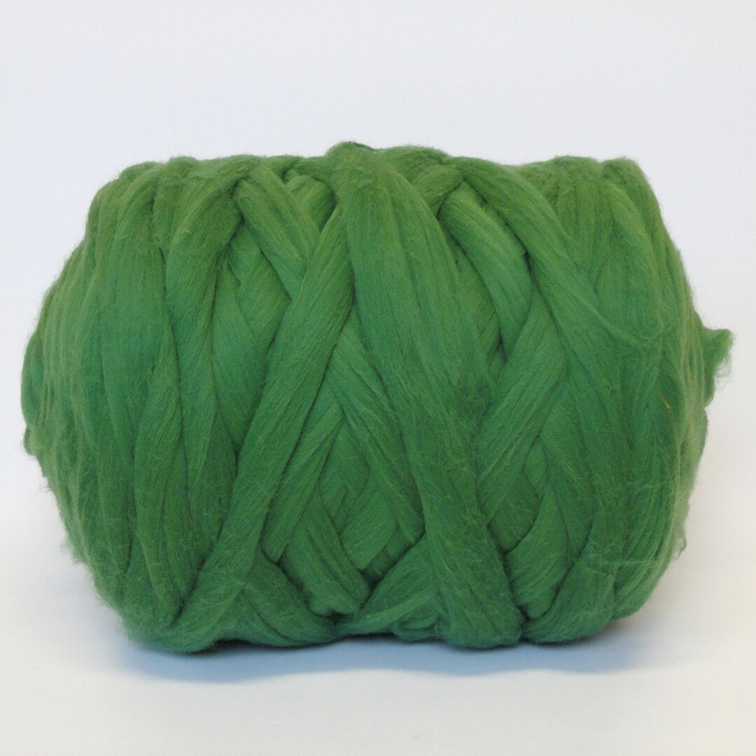 Chunky Yarn High Quality Merino Wool Green 200 Meters 5,1 Kg 11,25 Lb Skein, Super Bulky Yarn