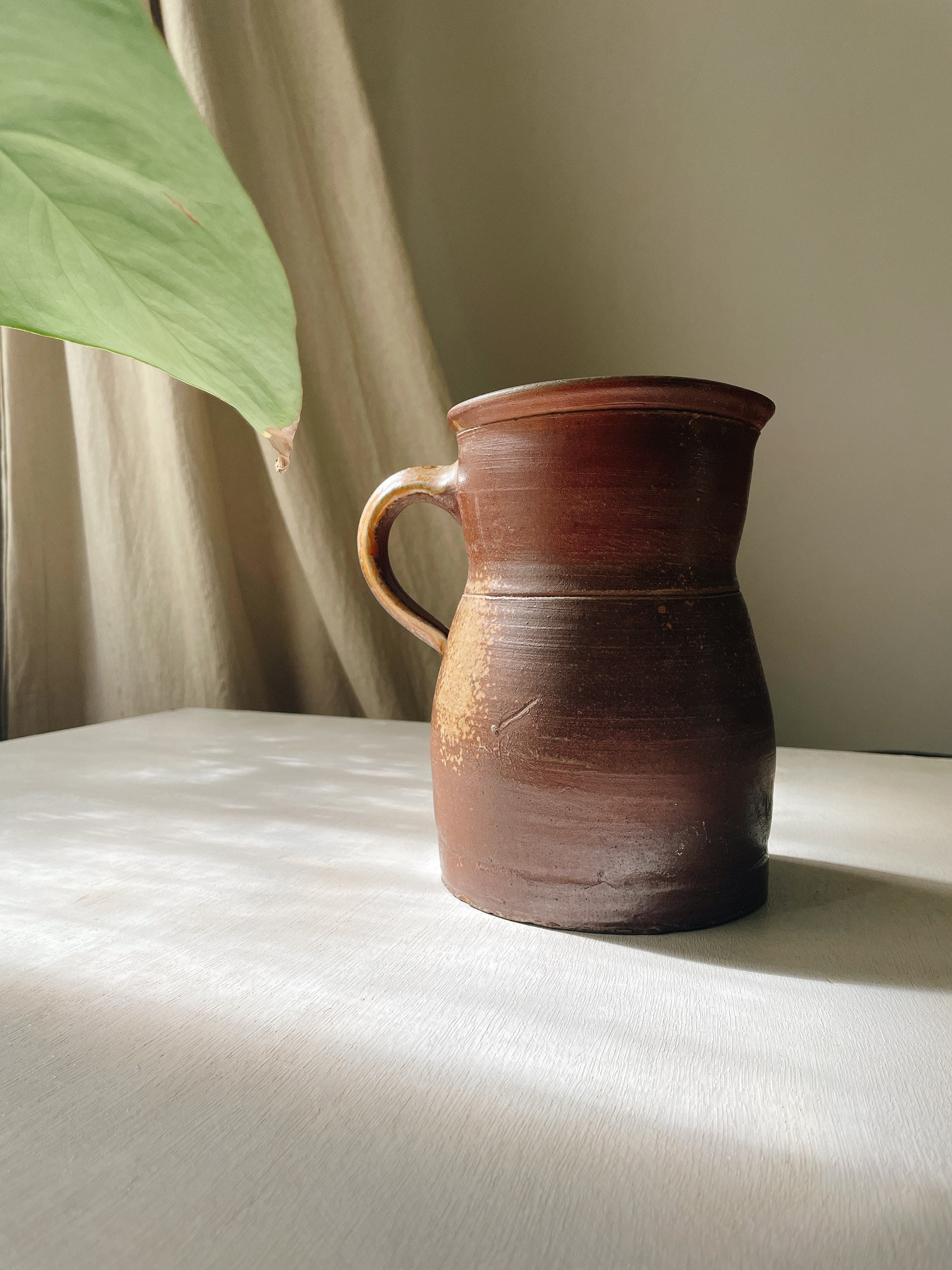 Français Cru Sandstone Pitcher Jug