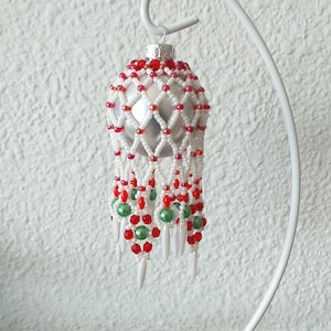 Small jewelled drop bauble cover pattern