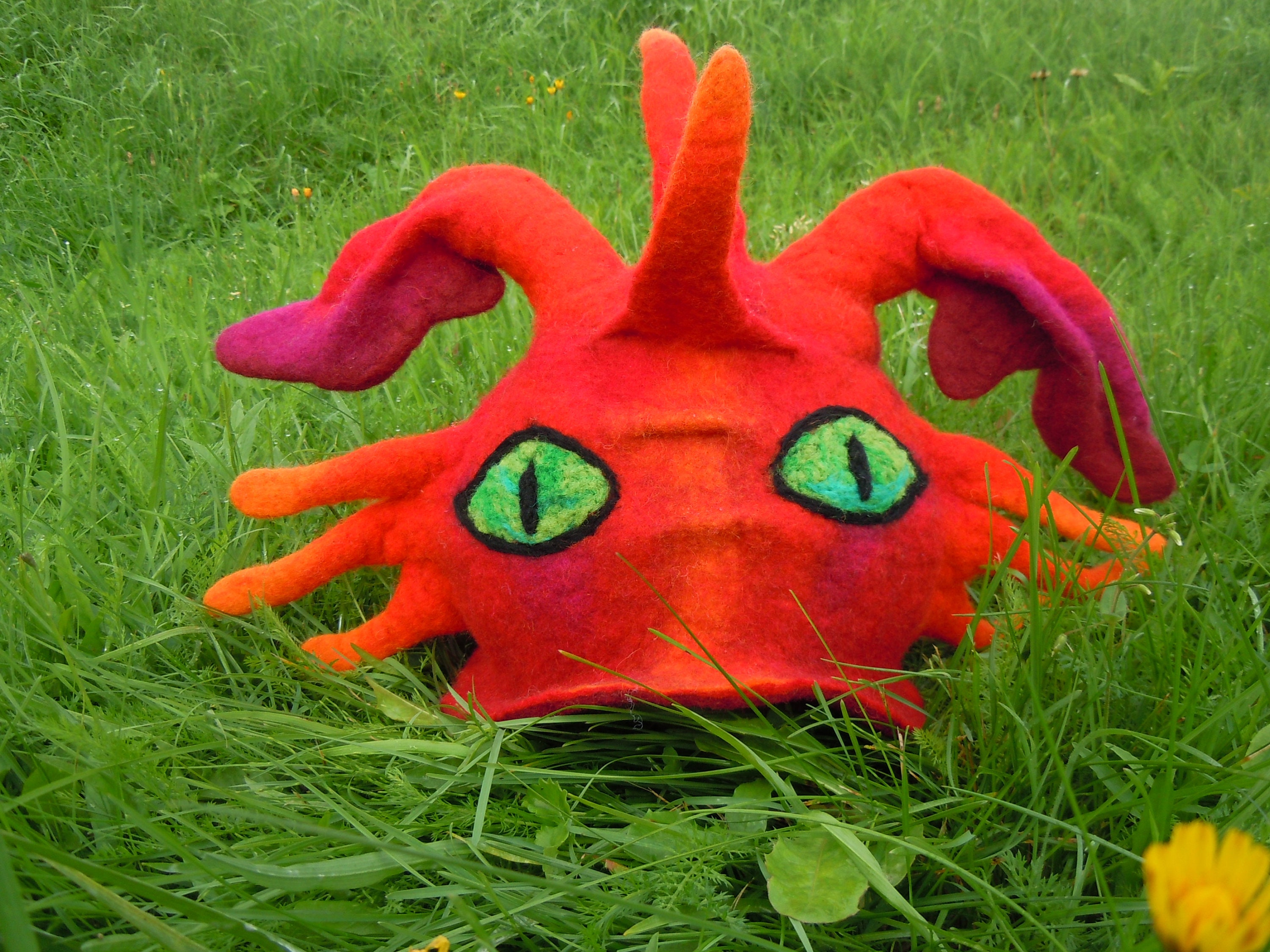 RED DRAGON HAT Fantasy felt hat Red flame Fire Festival hat Men's or Women's winter hat Children hat Sauna hat Felt wool hat