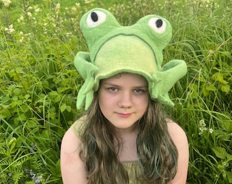 Green Frog Hat – Funny Costume Hat for Adults – Felted Wool Amphibian Hat – Cosplay Animal Hat – Handmade Gift for Him or Her