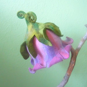 Felted Wool Bellflower Hat – Light Pink & Lavender Fairy Hat / Elf Pixie Sauna Hat / Handmade Costume Hat