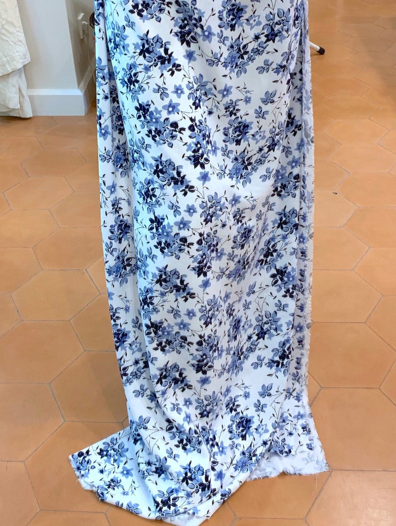 made in Italy Blue /& White Floral Fabric by 1 yard Large Flower Print 100/% Viscose Soft Cloth Material for Summer