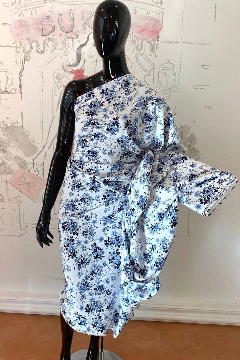 made in Italy Blue /& White Floral Fabric by 1 yard Large Flower Print 100/% Viscose Soft Cloth Material for Summer
