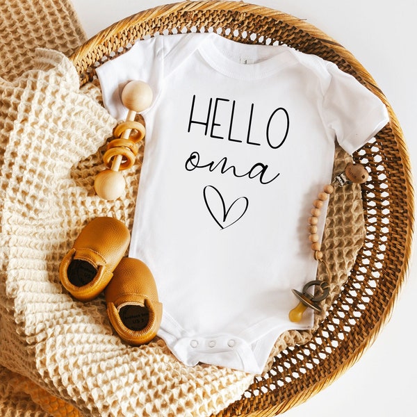 Hello Oma Baby Onesie ®, Pregnancy Announcement, Pregnancy Reveal for Grandparents,
