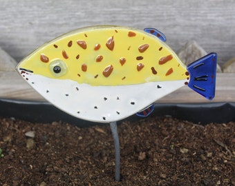 Puffer fish garden/pot plant stake, fused glass only one.