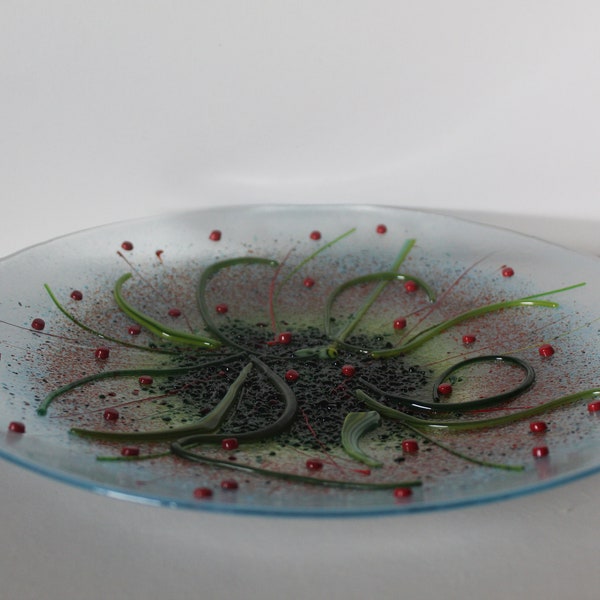 poppy scene large Shallow bowl in fused glass, lovely on display or as a fruit bowl.