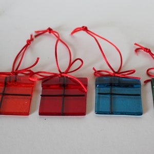 Regalo/paquete de adornos para árboles de Navidad en vidrio fundido, paquete de 5 o compra única.