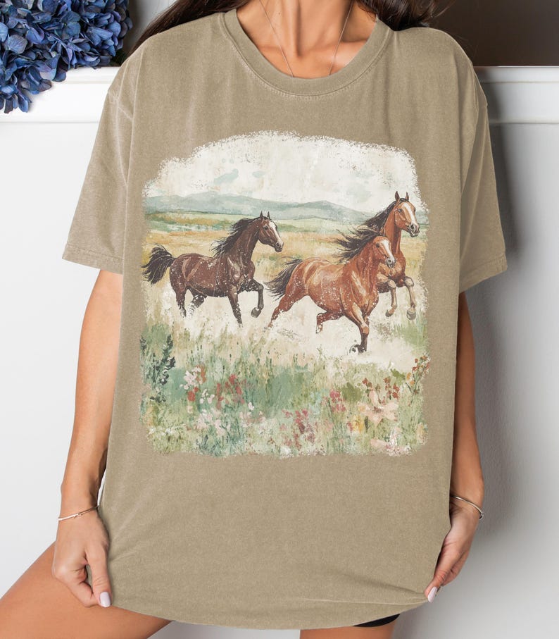Running Horses T-shirt | Vintage Equestrian Scenic Tee Vintage Horse Rodeo Western Tee Khaki