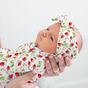 Pink Strawberry Name Blanket, Strawberry Swaddle Set, Personalized Strawberry Blanket, Cute Nursery Decor, Gift For Baby Girl