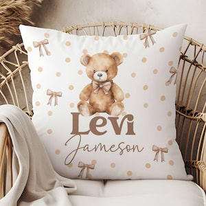 Kussen aangepaste naam teddybeer, decor berenkwekerij, cadeau voor kinderkamer, babycadeau voor jongens, gepersonaliseerd cadeau voor jongens, monogram kussen