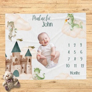Manta Dragon Milestone, regalo personalizado de baby shower de dragón, manta personalizada, nuevo regalo para bebés, guardería de dragones, accesorio fotográfico