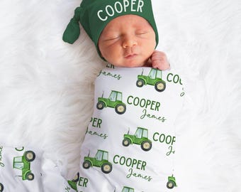 Groene tractor GEPERSONALISEERDE babydeken babymutsje - groene vrachtwagens boerderij kraamcadeau baby jongen Coming Home outfit aangepaste babydeken