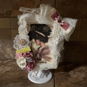 Shabby Chic Picture Frame with two decorative images. 4 X 6 photo frame. Sisters frame. Interchangeable picture frame