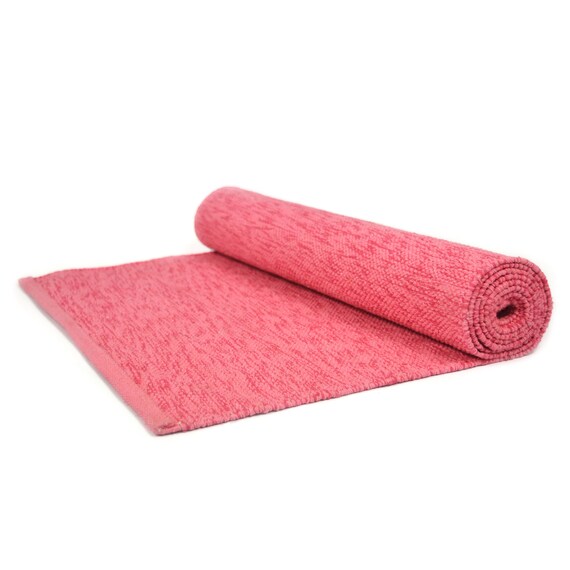 hot pink yoga mat