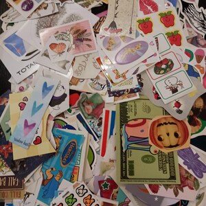 468 verschiedene bunt gemischte Sticker, alles ist sauber!