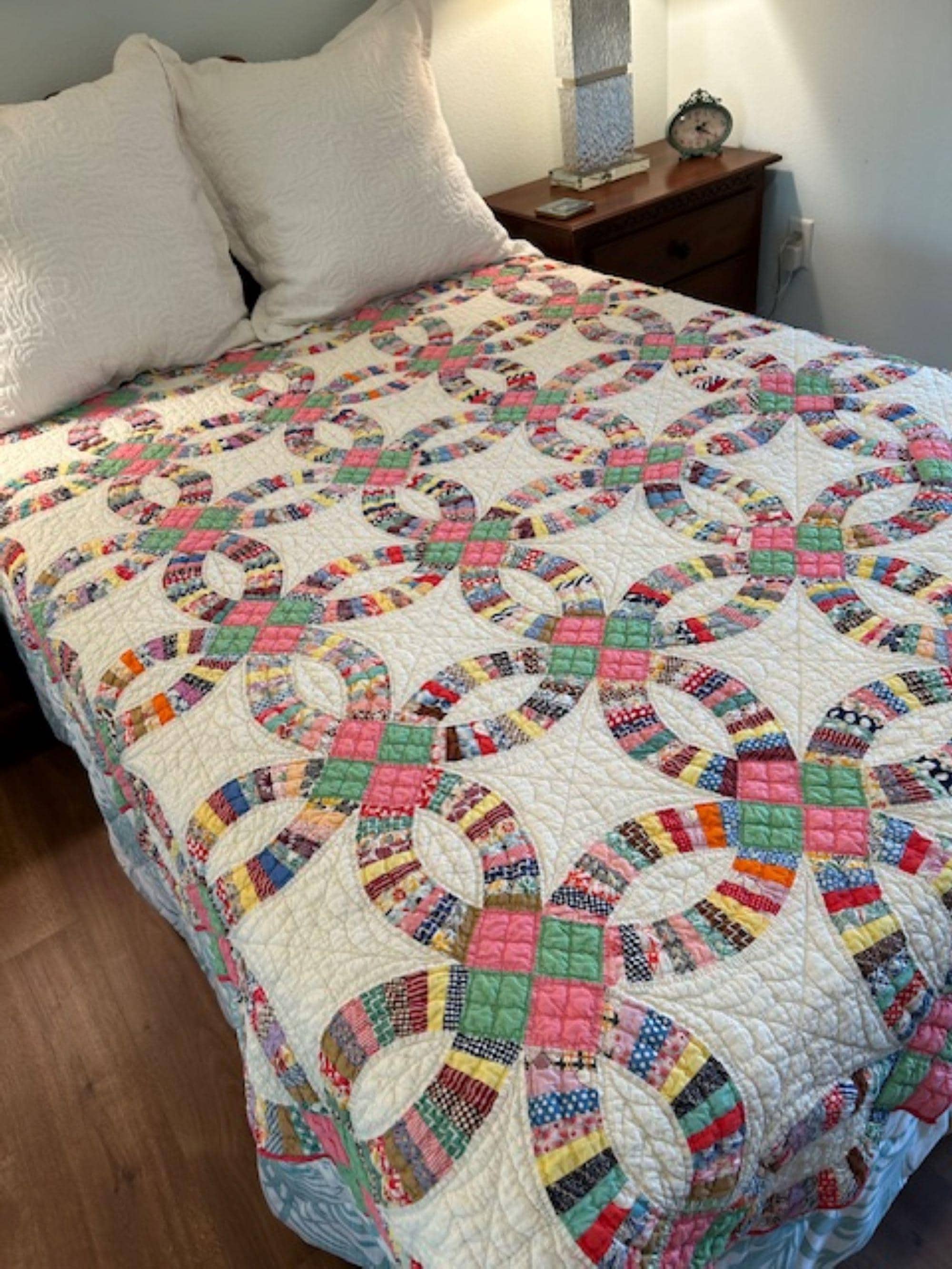 Double Wedding Ring Antique Quilt, Multi Colored With Pink & Green