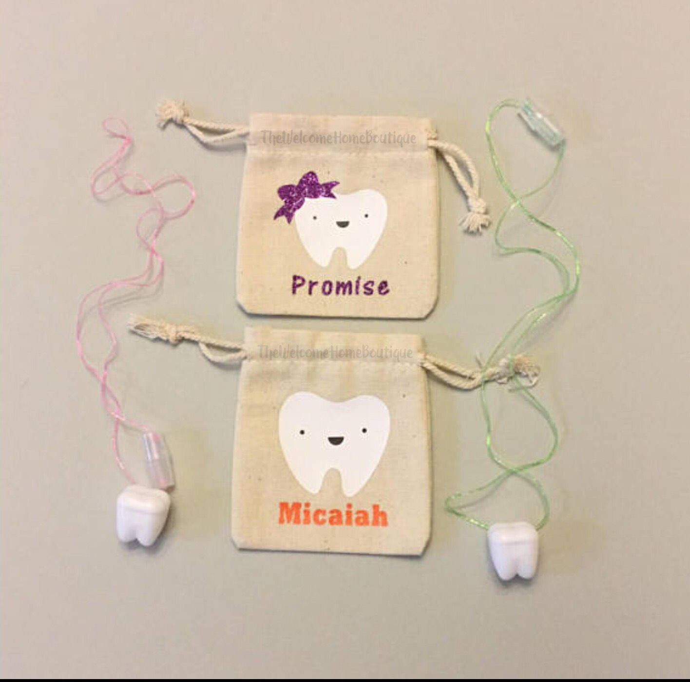 tooth necklace holder