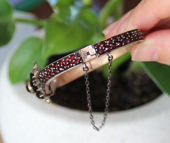 Antique Victorian Bohemian Garnet Star Bangle Bra… - image 8