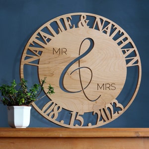 Wedding Sign, Family Name Sign, Couple Gift, Custom Name Sign, Last Name Sign, Wood Name Sign, Engagement Sign, Wall Decor, Wall Art