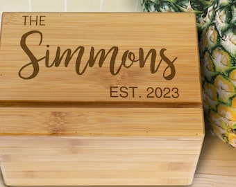 Personalized Recipe Box, Family Wood Recipe Box, Wedding Gift, Gift for newlywed, Custom Wooden Recipe Box, Engraved Recipe Box Kitchen Gift