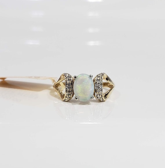 14k Yellow Gold Oval Opal And Diamond Pendant Chain NOT included