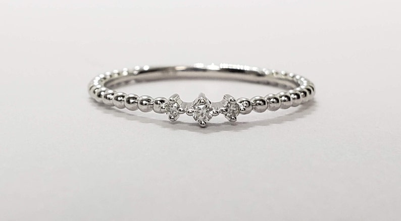 Women/'s 14K Gold Minimalist Dainty 3 Diamond Delicate Promise Engagement Wedding Band Ring with Bead design Bezel YG, WG