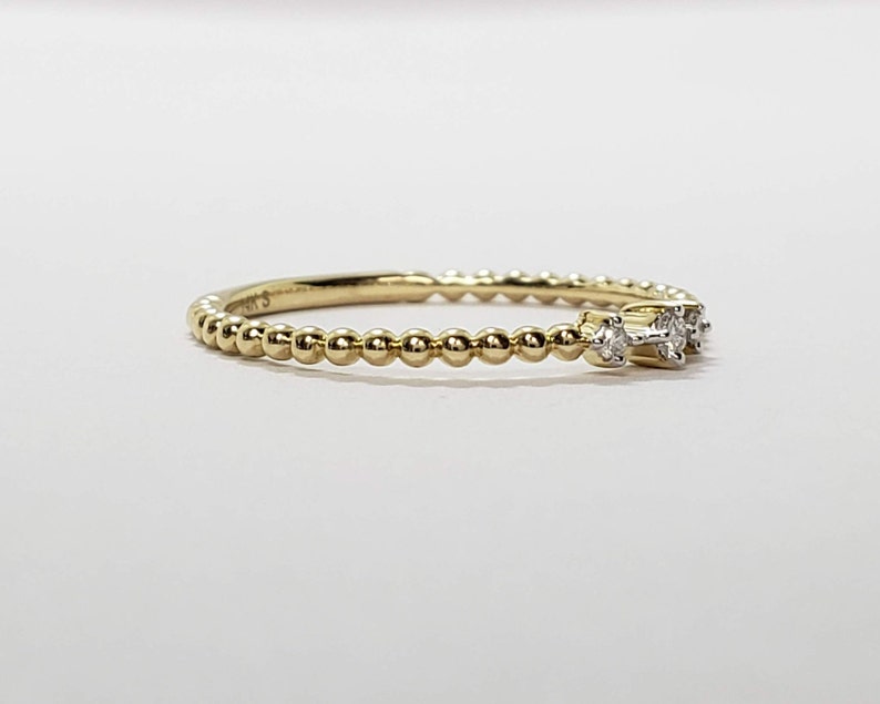 Women/'s 14K Gold Minimalist Dainty 3 Diamond Delicate Promise Engagement Wedding Band Ring with Bead design Bezel YG, WG