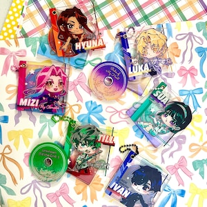 Alien stage ALNST Ivan Till Mizi Sua Hyuna Luka CD charme chaveiro gadget