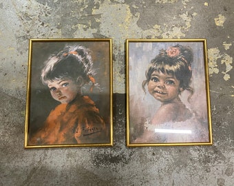 Franse kitsch vintage kinder kinderportret grote ogen 70&#39;s retro set van 2 ingelijste muurkunstafdrukken