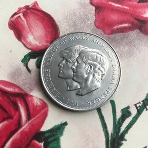 Vintage Silver Tone Princess Diana & Prince Charles - Royal Wedding - Commemorative Coin - 1981