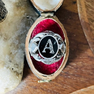 Fabulous Vintage Sterling Silver Letter &#39;A&#39; Ring - UK Size S