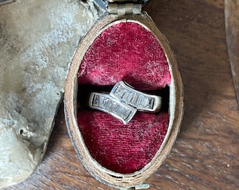 Fabuloso anel vintage de prata esterlina e CZ - Reino Unido tamanho L - marcado 925 -