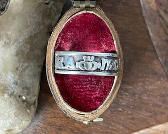 Anillo vintage de plata esterlina "Mo Anam Cara" - Alma Gemela, Talla 9 de EE. UU. Talla S de Reino Unido