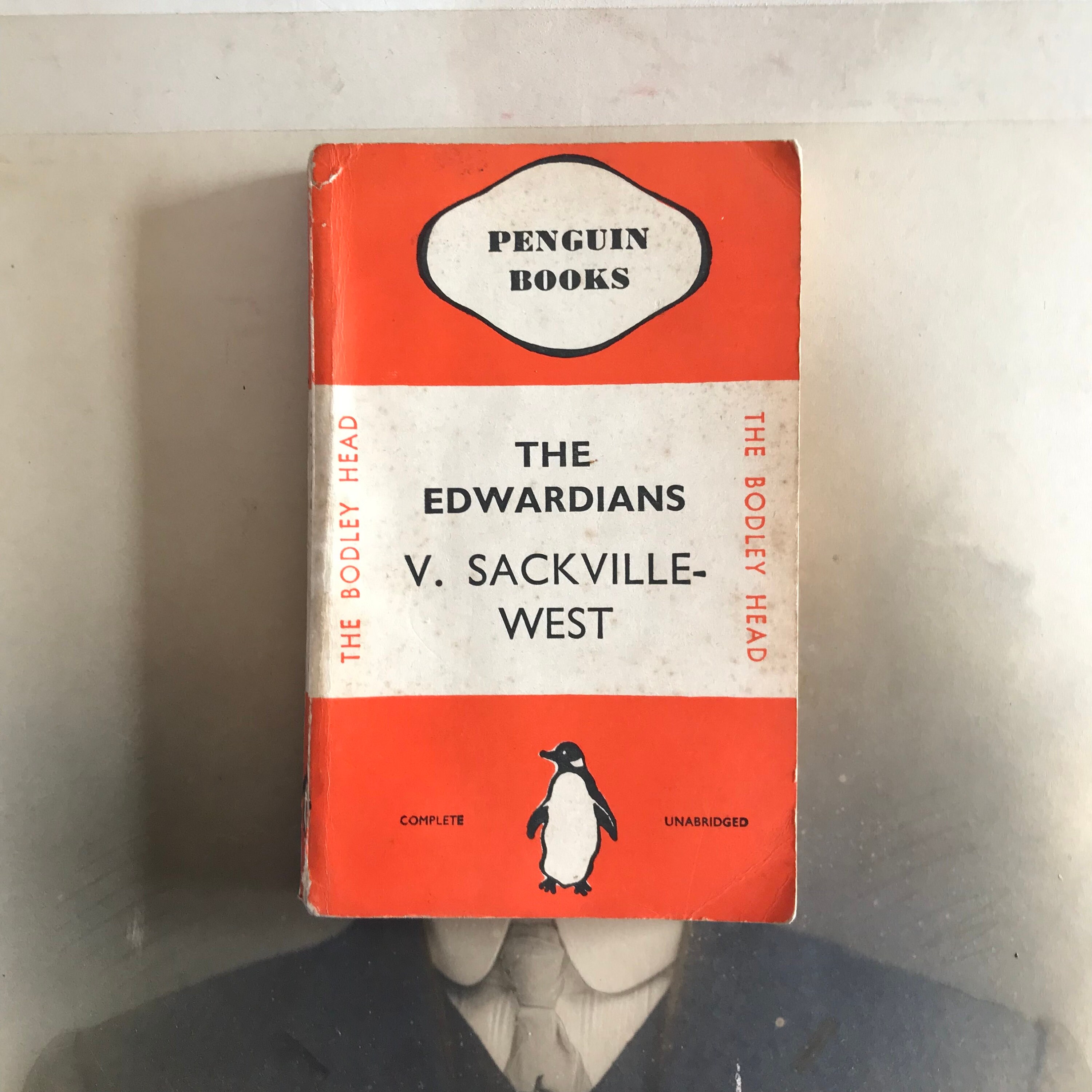 Vintage Penguin Book - the Edwardians - by V Sackville West - 1936