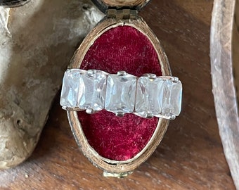 Fabuloso anel vintage de prata esterlina CZ Pave - Reino Unido Tamanho O - Marcado 925 -